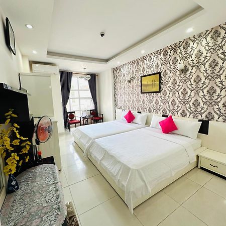 Redflower Hotel مدينة هوشي منه المظهر الخارجي الصورة