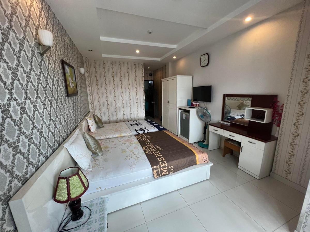 Redflower Hotel مدينة هوشي منه المظهر الخارجي الصورة
