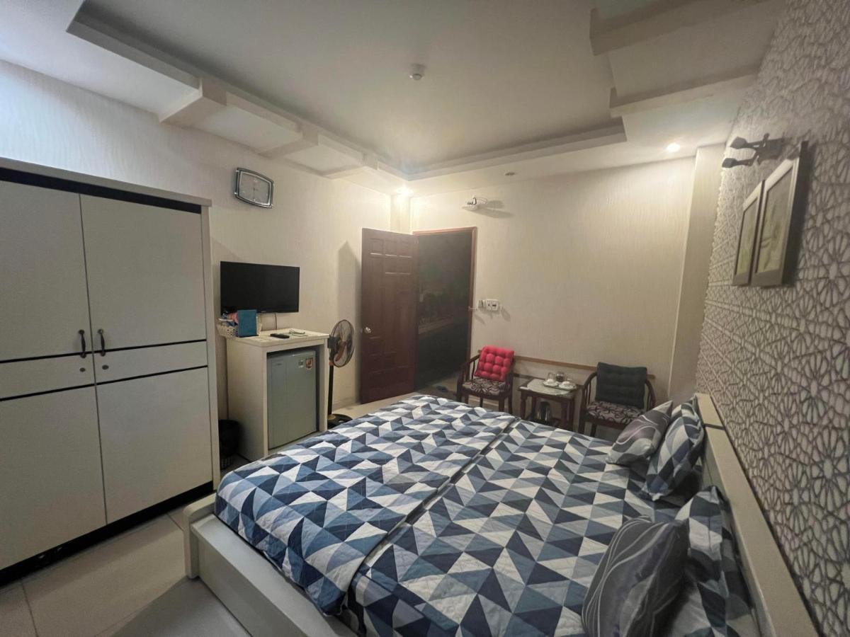 Redflower Hotel مدينة هوشي منه المظهر الخارجي الصورة