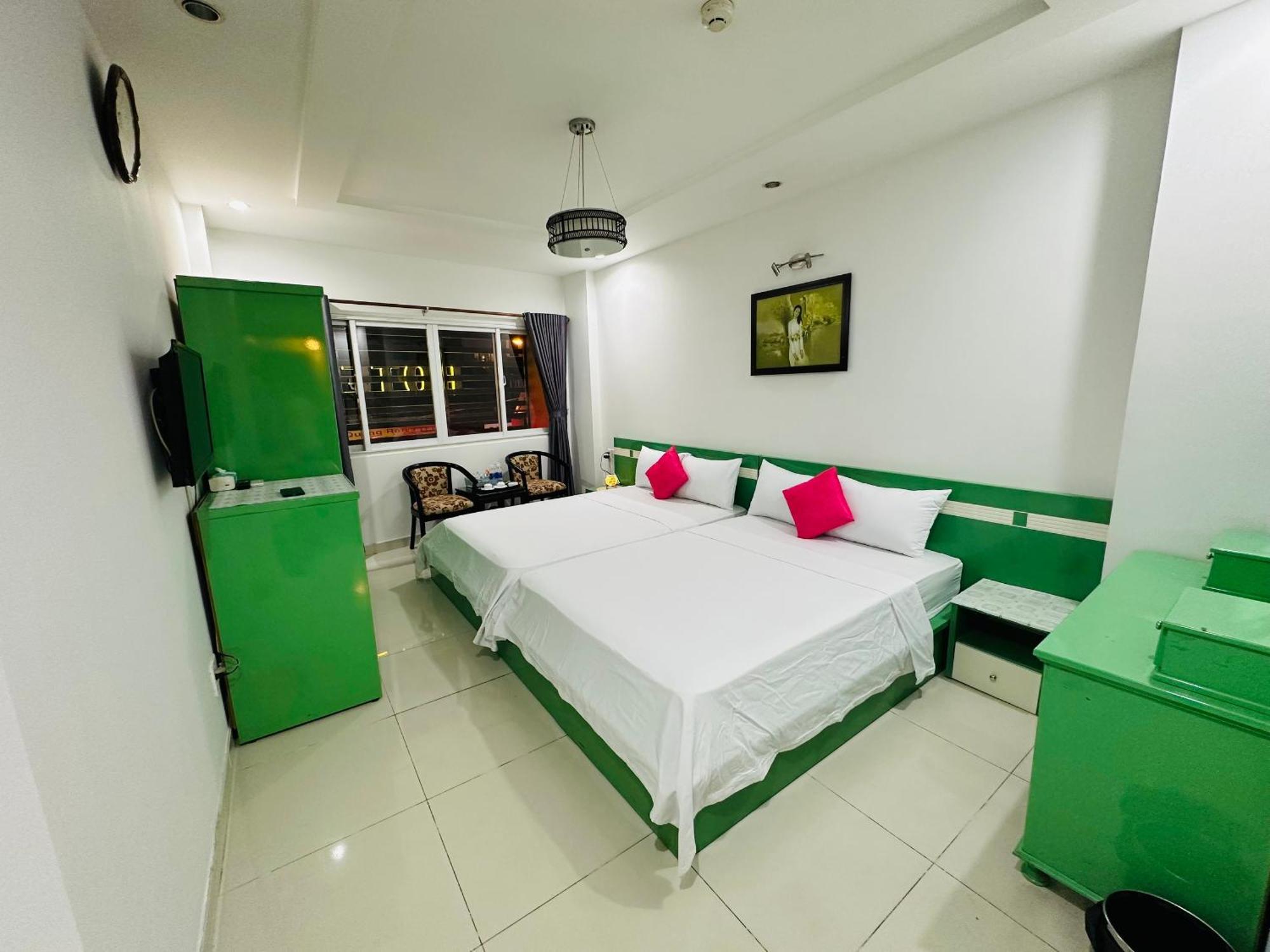 Redflower Hotel مدينة هوشي منه المظهر الخارجي الصورة