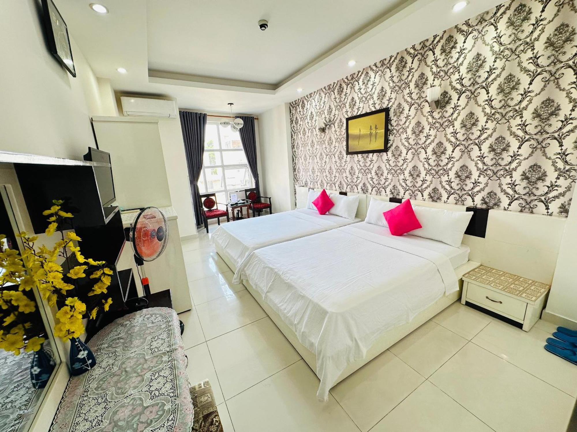 Redflower Hotel مدينة هوشي منه المظهر الخارجي الصورة