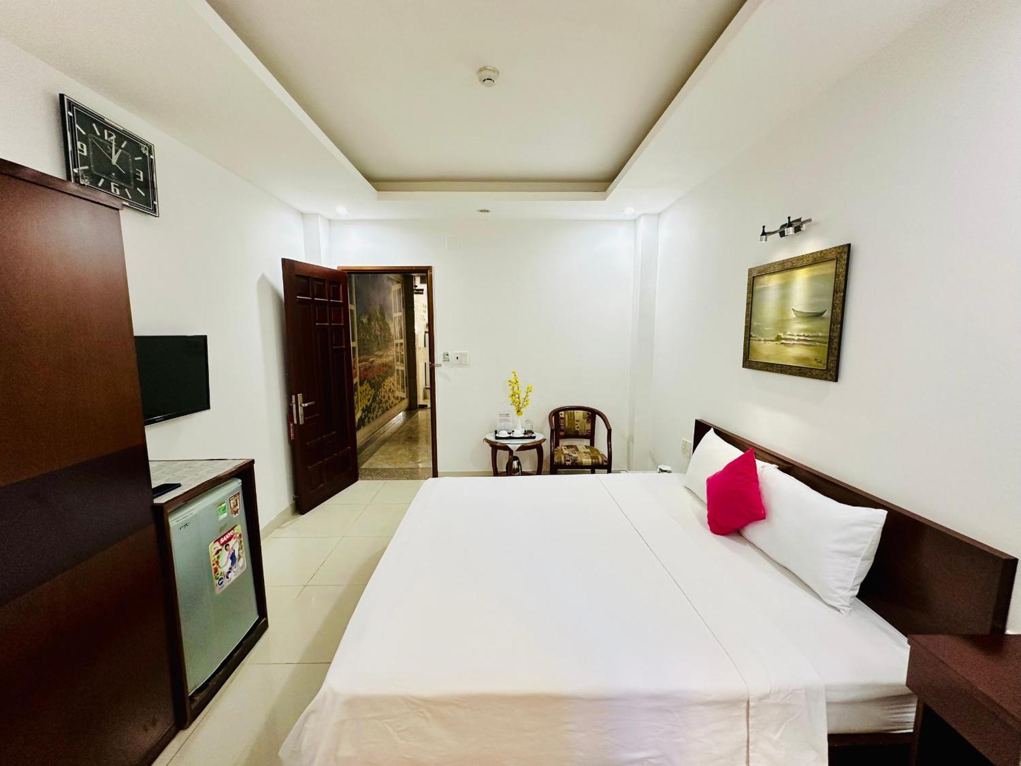 Redflower Hotel مدينة هوشي منه المظهر الخارجي الصورة