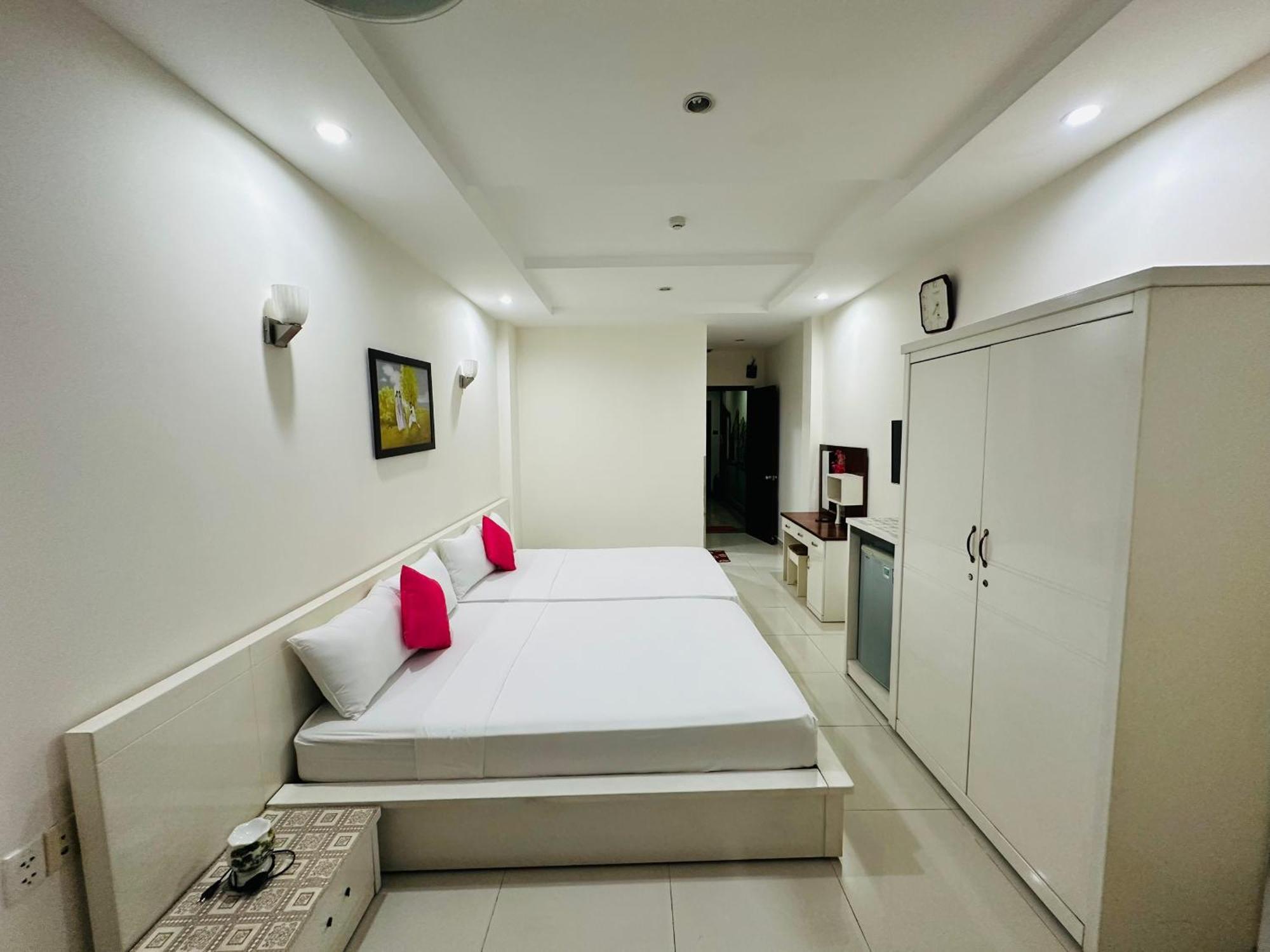Redflower Hotel مدينة هوشي منه المظهر الخارجي الصورة