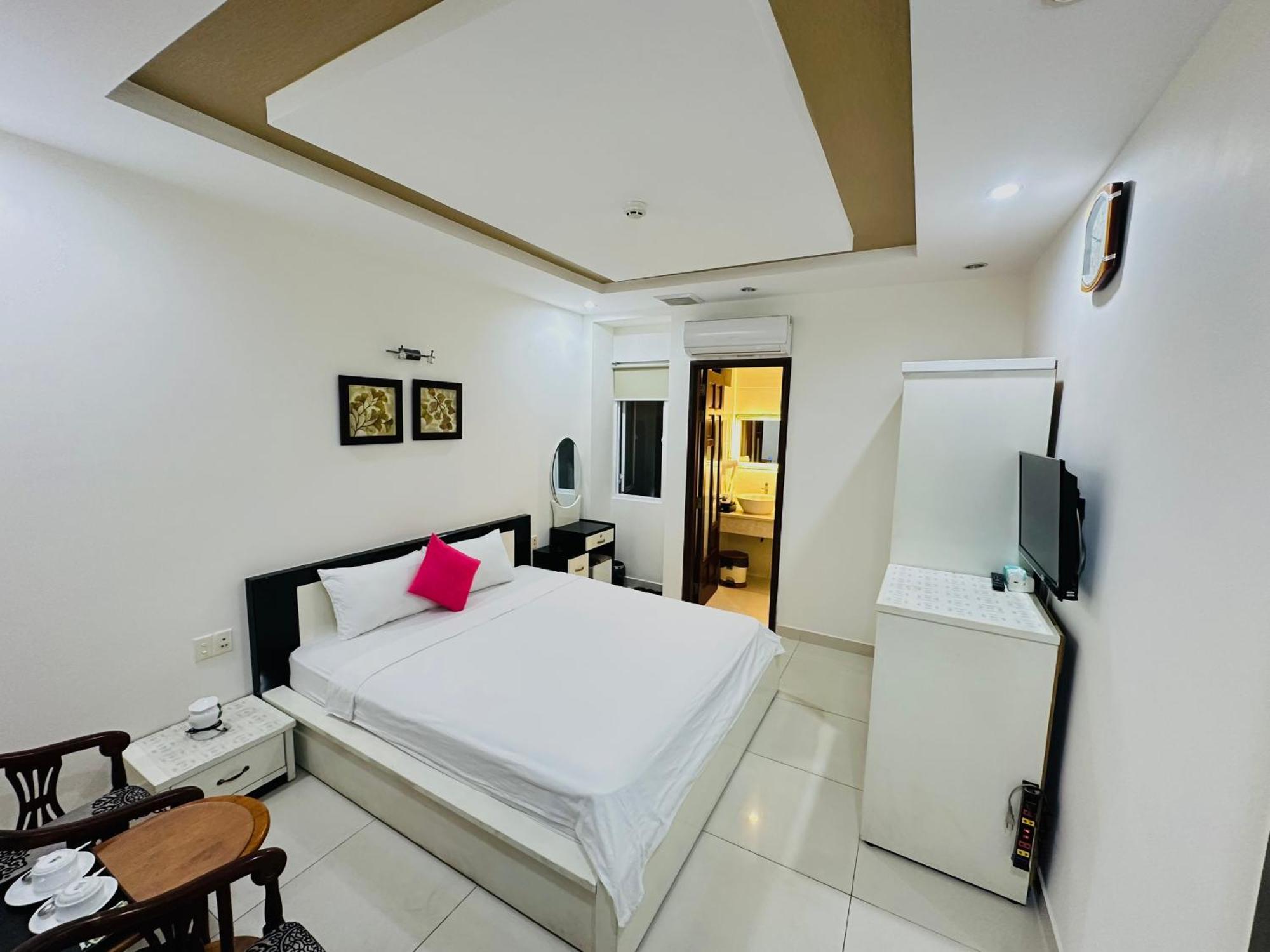 Redflower Hotel مدينة هوشي منه المظهر الخارجي الصورة