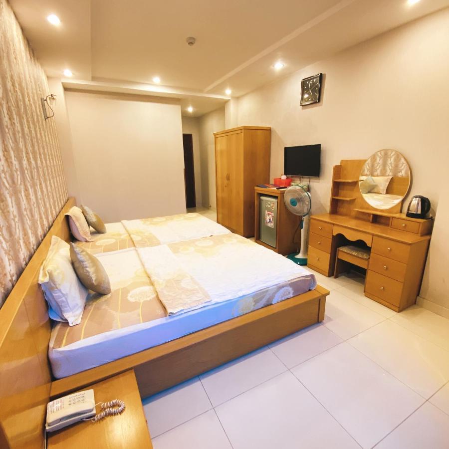 Redflower Hotel مدينة هوشي منه المظهر الخارجي الصورة