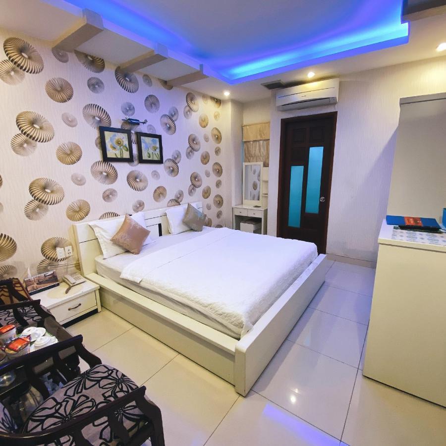 Redflower Hotel مدينة هوشي منه المظهر الخارجي الصورة